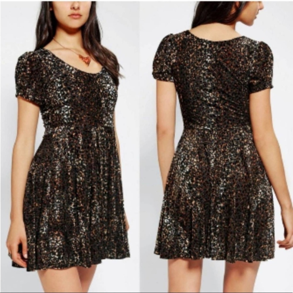 MinkPink Russian Roulette Cheetah Velvet Skater Dress Black Sz S